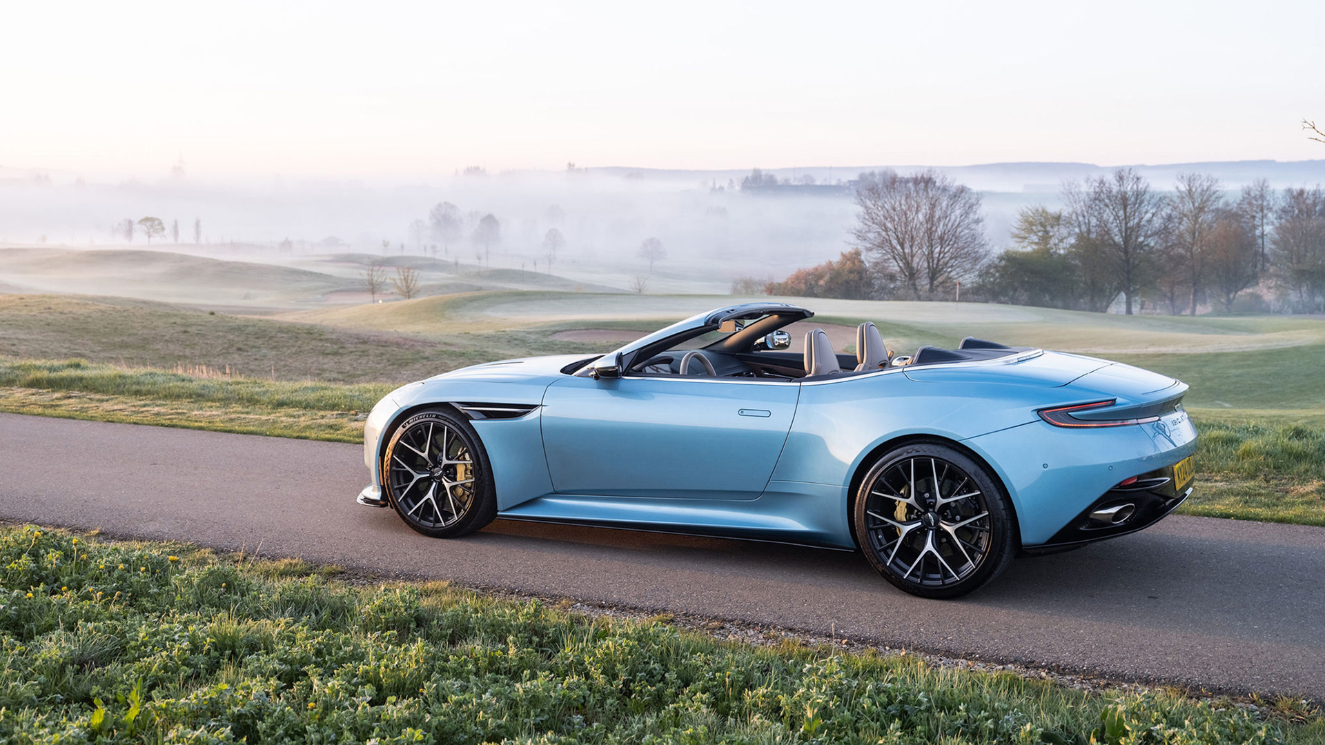 DB12 Volante Rear Seats